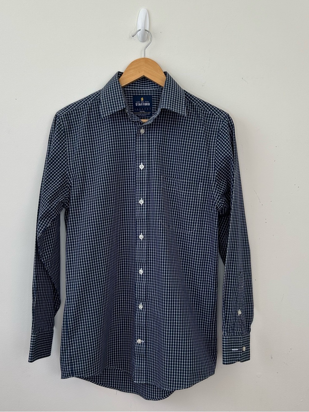 Stafford Navy Checkered Button Down Shirt Size 14 1/2 32-35 Small